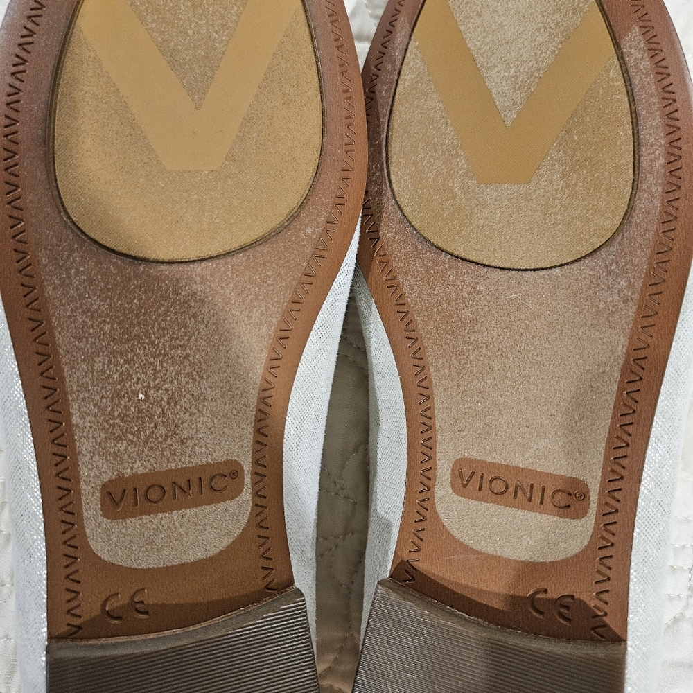 Vionic Silver Flats - image 3